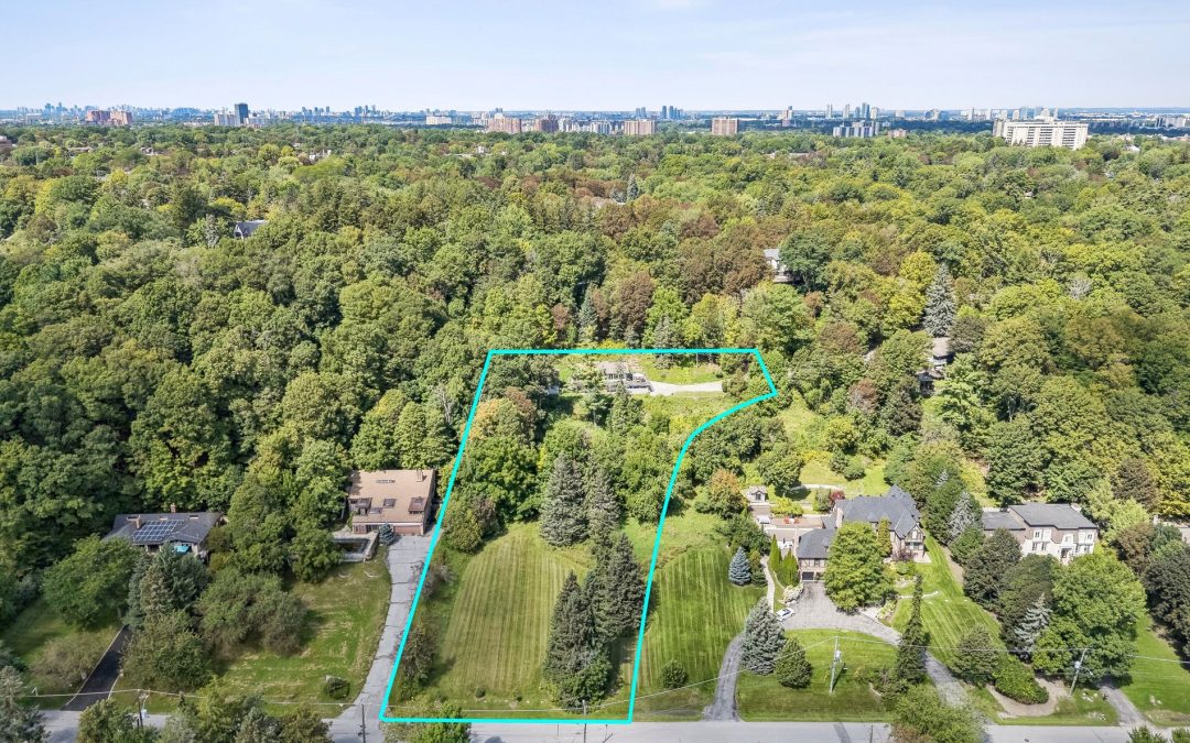 1 Ledge Road Scarborough Bluffs Lake View Home